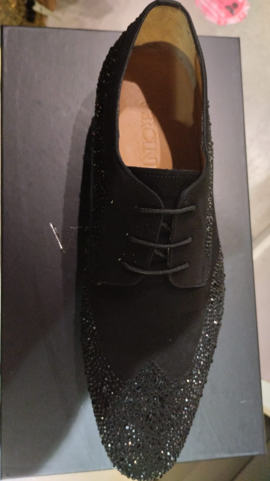 shiny premium black shoe