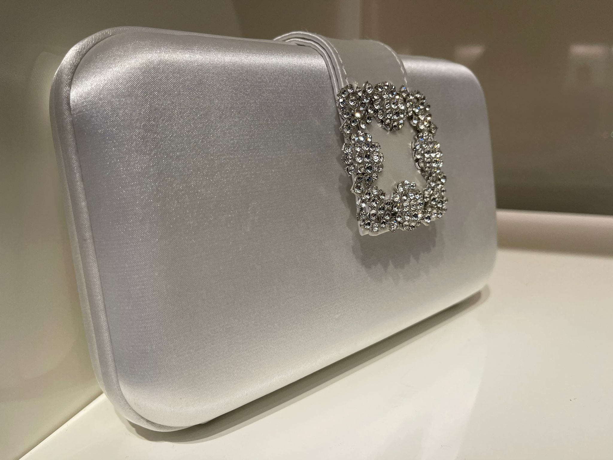 Fashion Solid Clutch with Silver Buckle